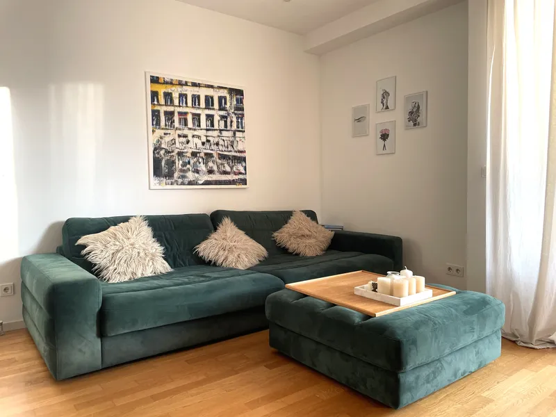 Charmante & geräumige 75 m² Wohnung (2ZKB) mit West-Balkon in Halensee — photo 1